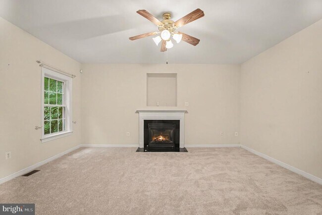 Building Photo - 71 Battery Ridge Dr