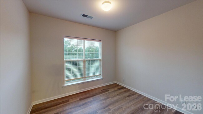 Building Photo - 14648 Via Sorrento Dr