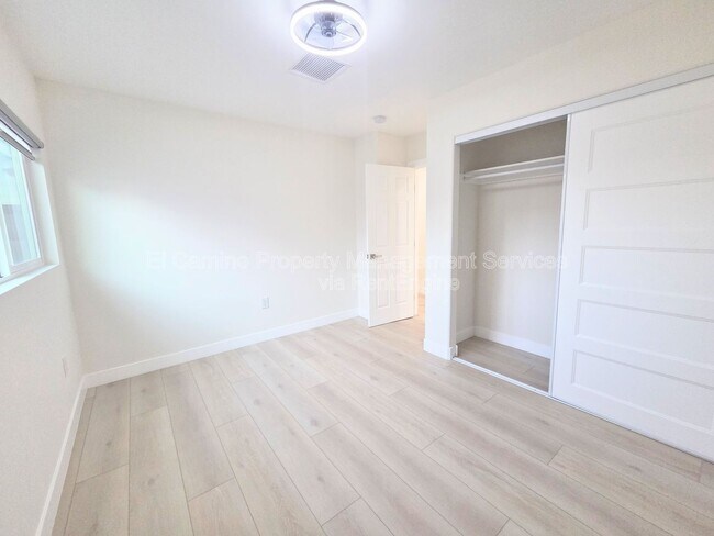 Building Photo - 5662 Cathy Ln