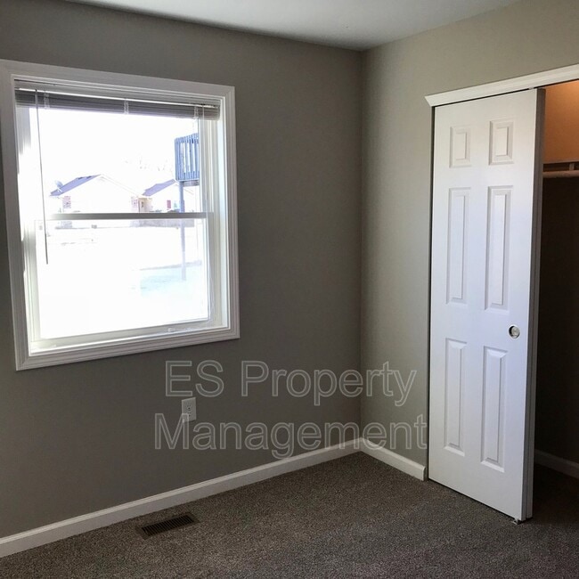 Building Photo - 5412 Pommel Ct