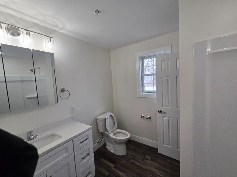 Building Photo - 2194 Central Ave