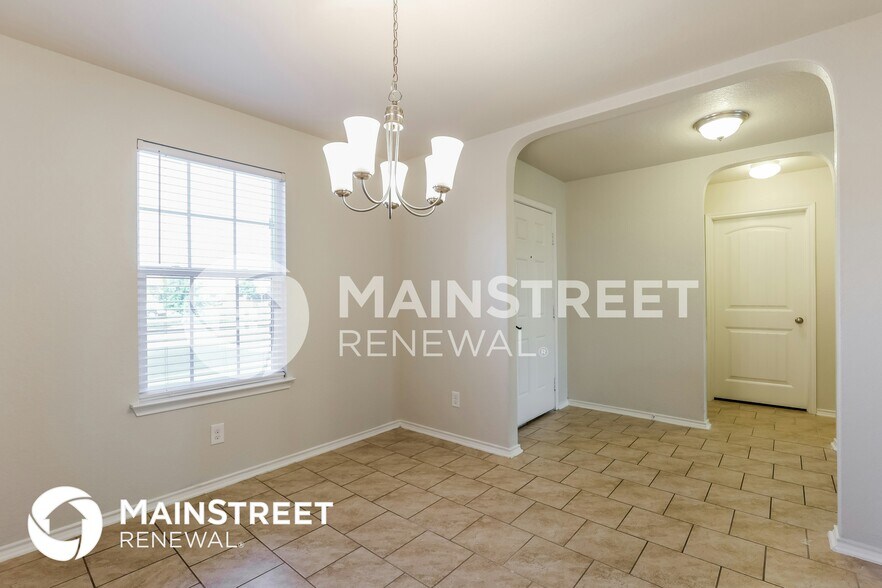 Building Photo - 11131 Creek Eagle