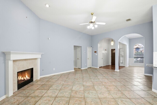 Building Photo - 20714 Delta Wood Trail
