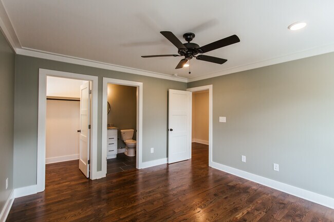 Building Photo - 132 Flint St