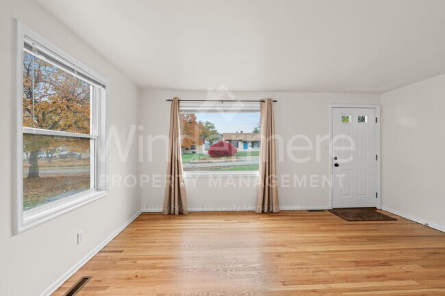 Building Photo - Super Cute 2 Bedroom Home In Northwest Spokane