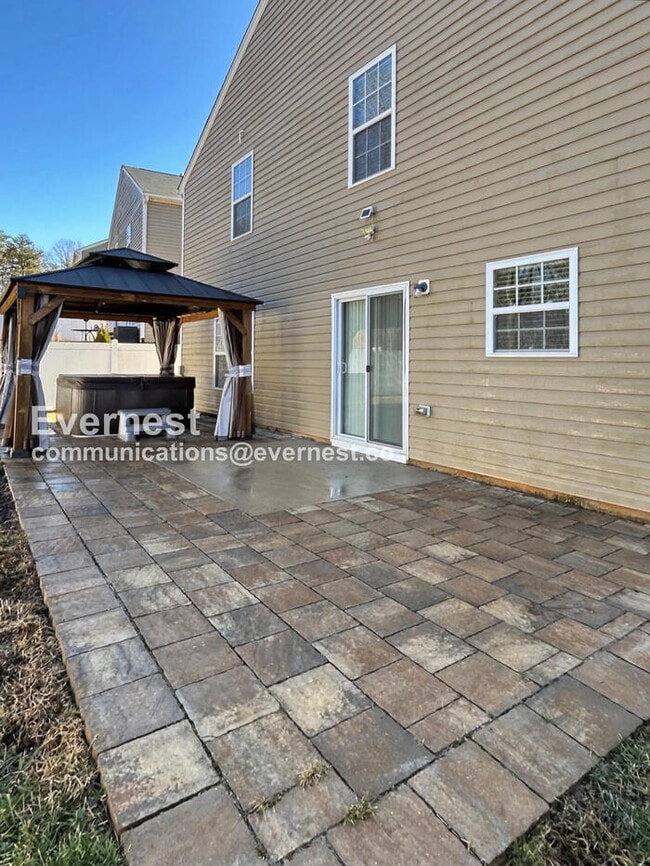 Building Photo - 6777 Capstone Ct