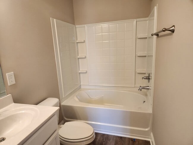 Building Photo - 2853 Vly Farms Dr