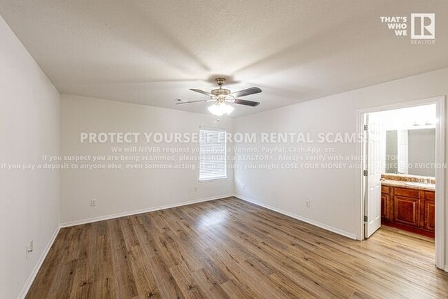 Building Photo - 2280 Bunker Ln