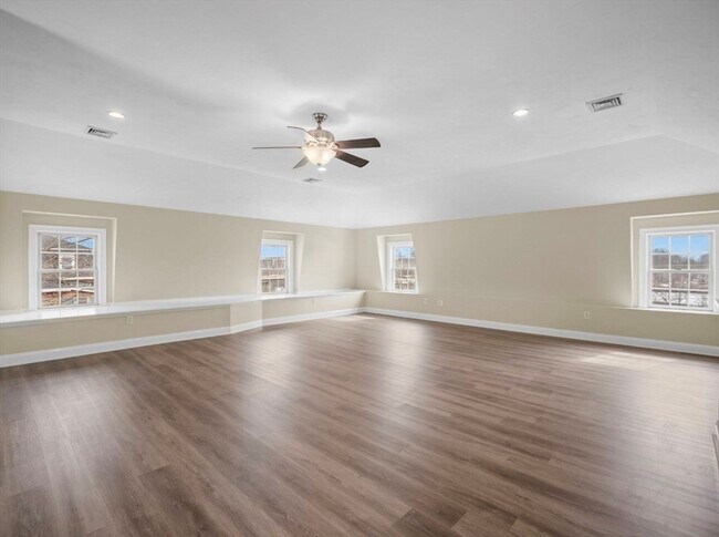 Building Photo - 63 Varnum Ave