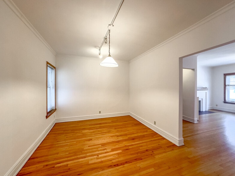 Building Photo - 6312 N Glenwood Ave