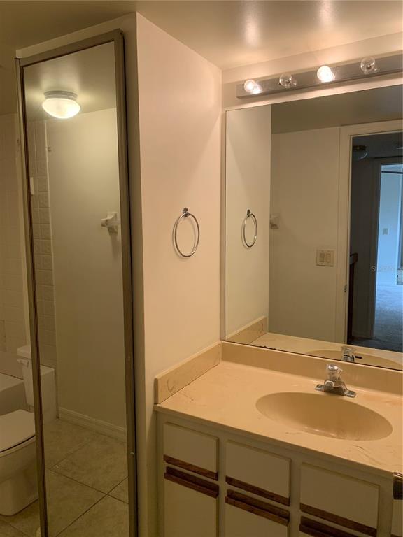 Building Photo - 5250 Cypress Ct