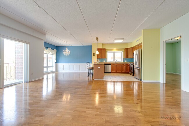 Building Photo - 799 Graceland Ave