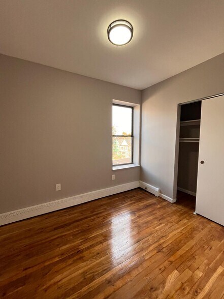 Building Photo - 117 Wade St