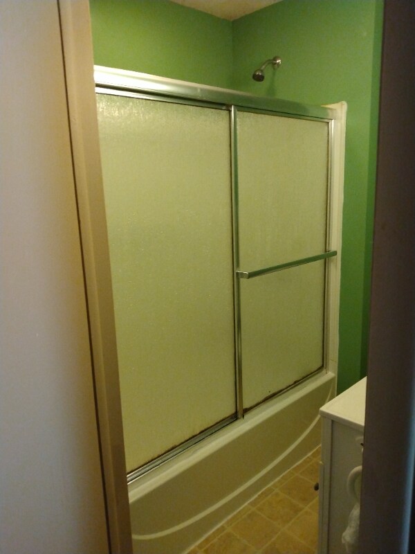 Building Photo - 406 E Lima St