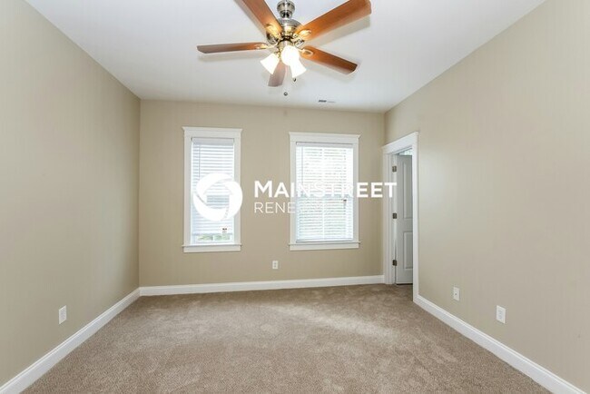 Building Photo - 3 Bedroom Pet-Friendly Home in Huntersville, NC with Main Street Renewal