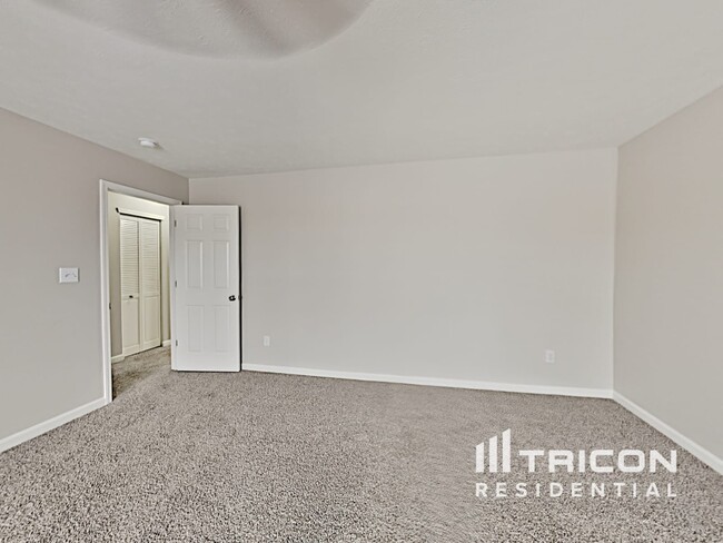 Building Photo - 6820 W Denton Dr