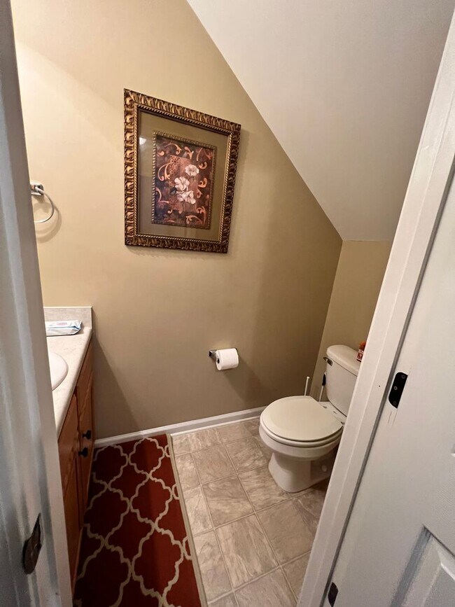 Building Photo - Lovely 2Br 2.5Ba Townhome in Brier Creek! Available 12/21!