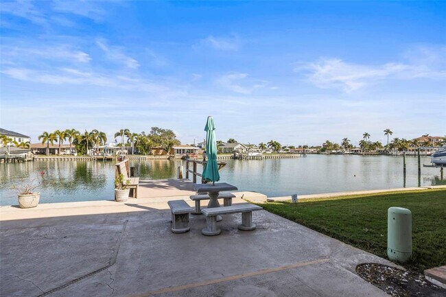 Building Photo - 11655 3rd St E