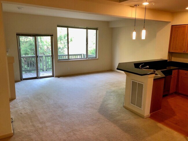 Building Photo - 2116 NW Boulder Way Dr