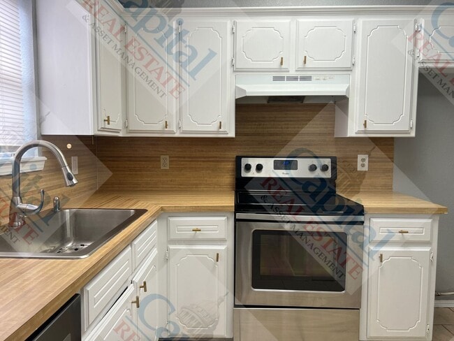 Building Photo - Welcome Home!