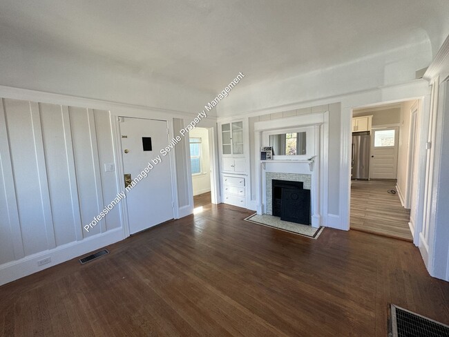 Building Photo - MOVE-IN READY 2+BR House in Prime NOBE neighborhood