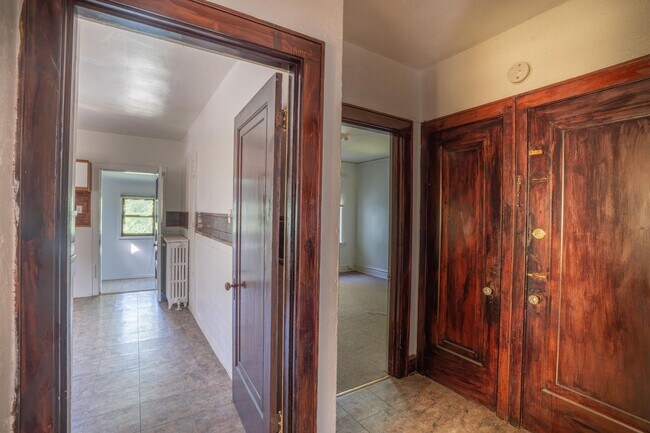 Building Photo - 4641 Penrose St