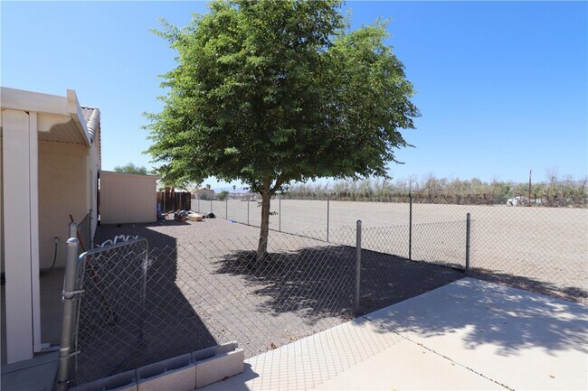 Building Photo - 5205 S Silver Sands Dr