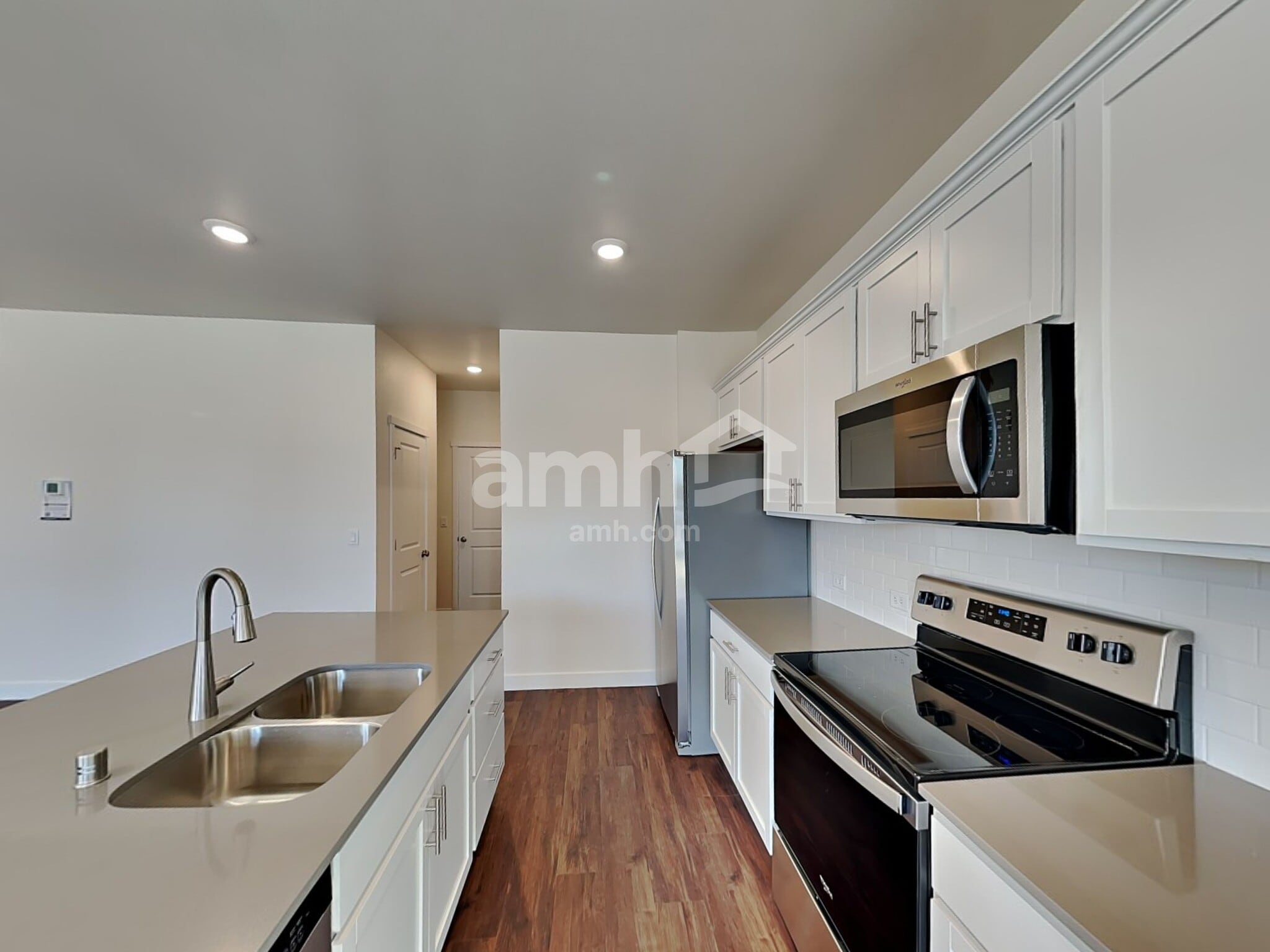 Building Photo - 4845 85th Ave NE