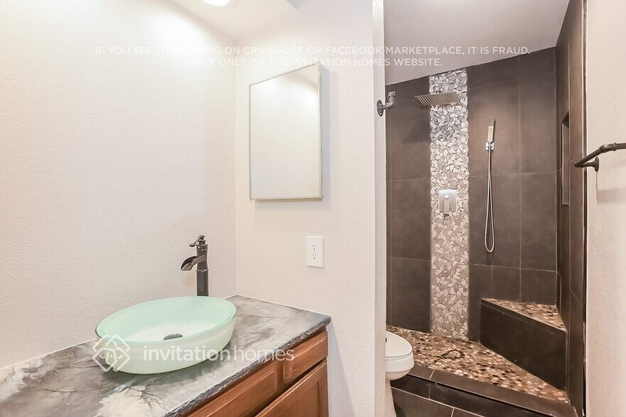 Building Photo - 12857 Garfield Cir