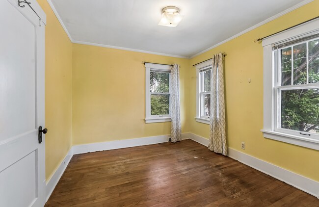 Building Photo - 3514 N 45th Ave
