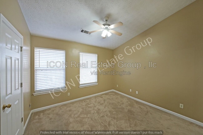 Building Photo - 27 Timber Ridge Dr