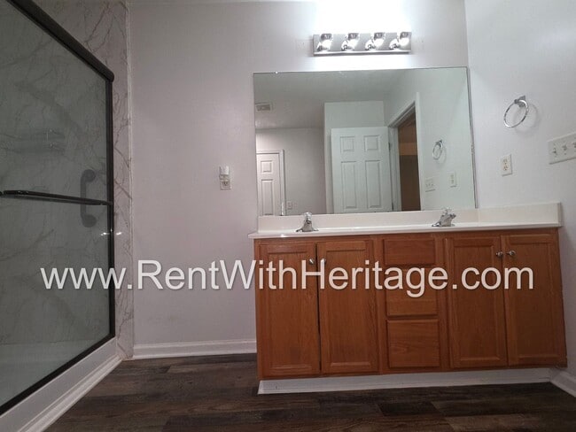 Building Photo - Immaculate 5-bedroom, 3-bath home in the Cedar Mountain Park subdivision in Douglasville, GA.