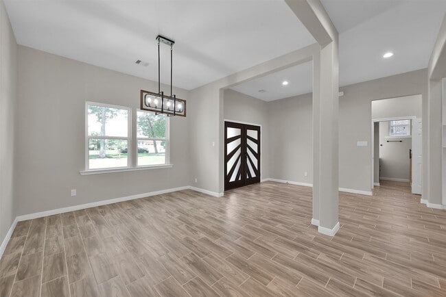 Building Photo - 4783 W Fork Blvd