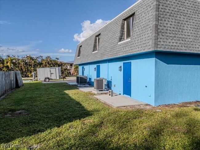 Building Photo - 16200 Dublin Cir