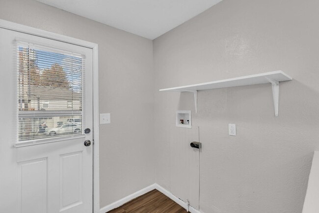 Building Photo - 9200 E 54th St