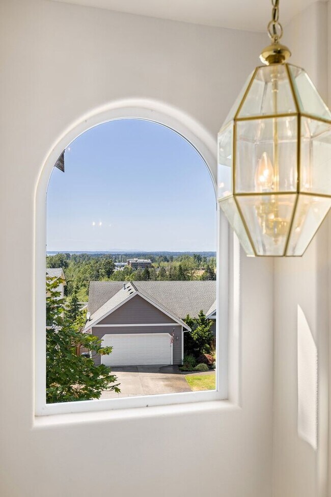 Building Photo - 3 Bd., 2.5 B., home near Barkley Village s...