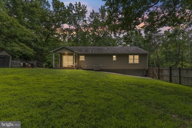 Building Photo - 12418 Red Rock Ct