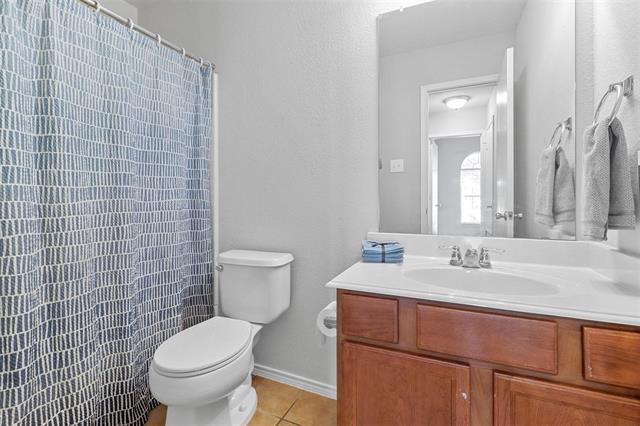 Building Photo - 1301 Mockingbird Dr