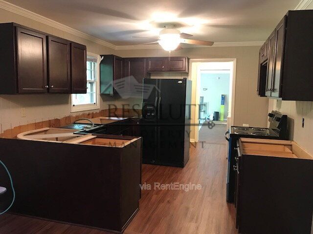 Building Photo - 6612 Pleasant Pines Dr