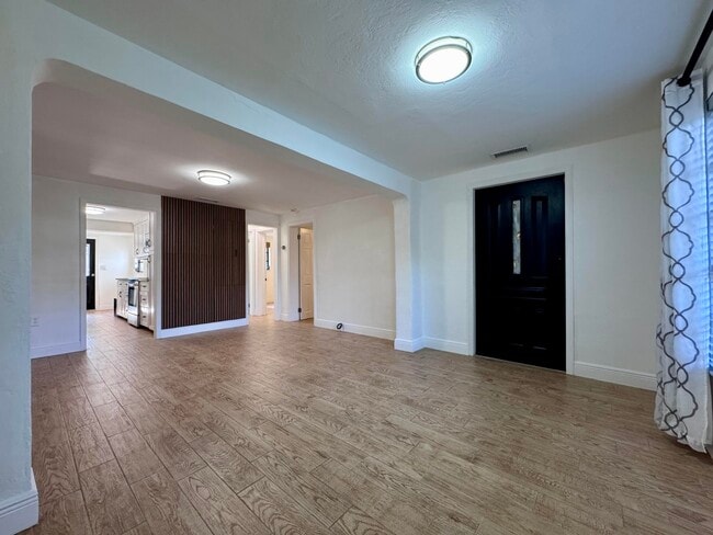Building Photo - 2390 SW 18th Ave