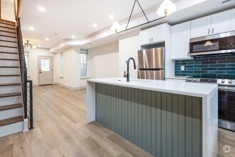 Building Photo - Welcome home to this newly renovated porch...