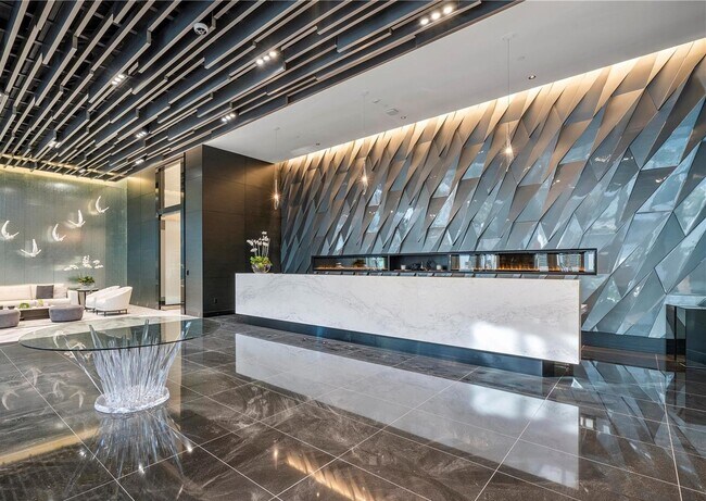 Building Photo - 851 NE 1st Ave