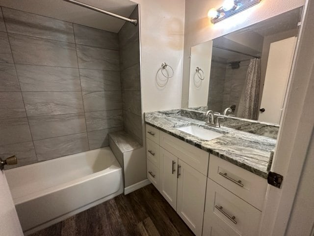 Building Photo - *** $500 OFF MOVE IN SPECIAL *** "Charming 3-Bed Condo with Scenic Views & Granite Finishes in Me...