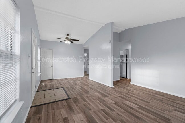 Building Photo - 235 Moule Dr