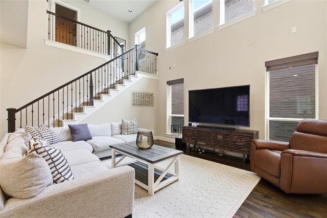 Building Photo - 7400 Van Tuyl Pkwy