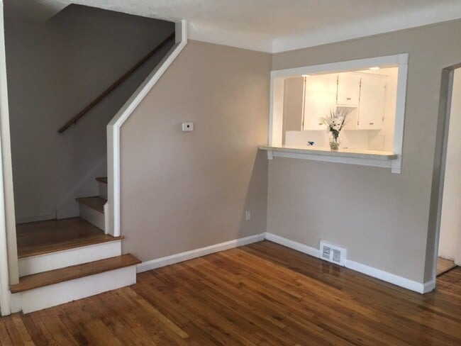 Building Photo - 20037 Schaefer Hwy