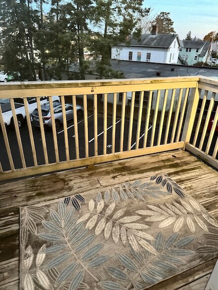 Building Photo - 133 Main St