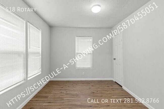 Building Photo - 518 Rotary-