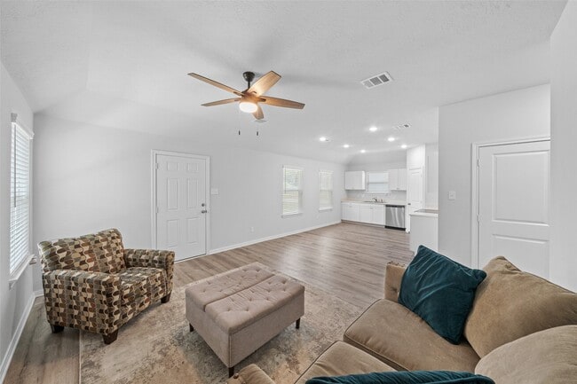 Building Photo - 1434 25th St