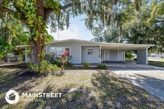Building Photo - 3668 Schwalbe Dr